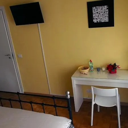 Vatican's Angelo Bed & Breakfast *
